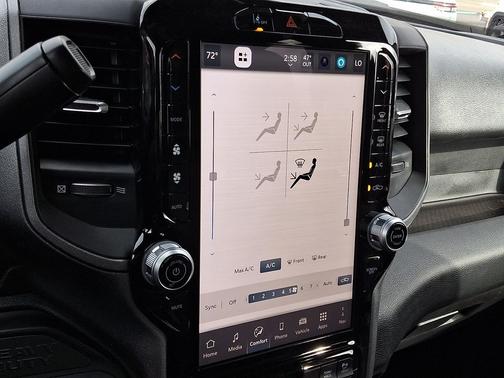 2025 RAM 2500 Tradesman Crew Cab 4x4 6'4' Box