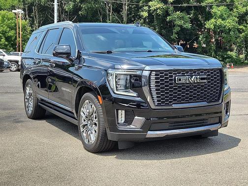 Onyx Black 2023 GMC Yukon Denali Ultimate
