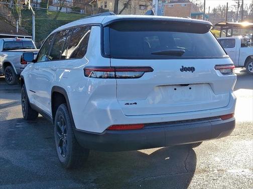2025 Jeep Grand Cherokee L Altitude