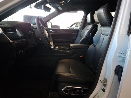 2025 Jeep Grand Cherokee L Overland