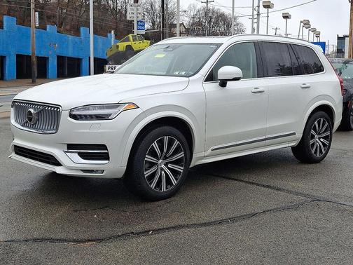 2024 Volvo XC90 B5 Core Bright Theme