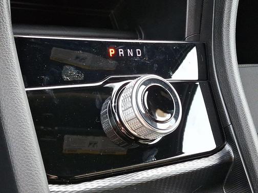 Silver Zynith 2025 Jeep Grand Cherokee Laredo
