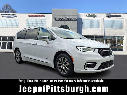 2024 Chrysler Pacifica L