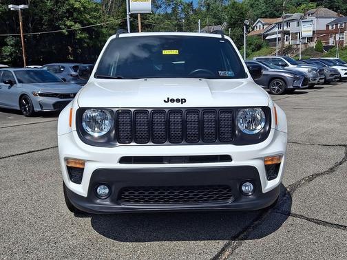 Alpine White Clearcoat 2022 Jeep Renegade Altitude
