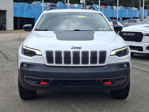2022 Jeep Cherokee Trailhawk