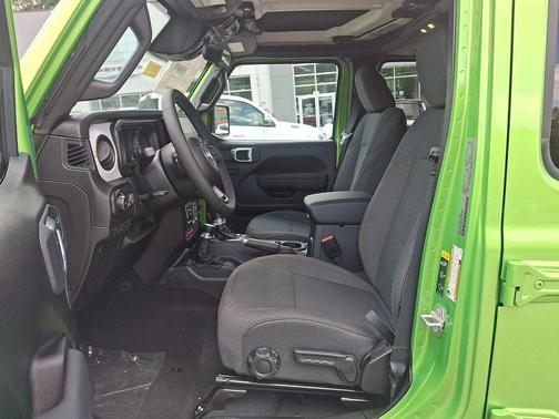 Mojito Clearcoat 2026 Jeep Wrangler Willys