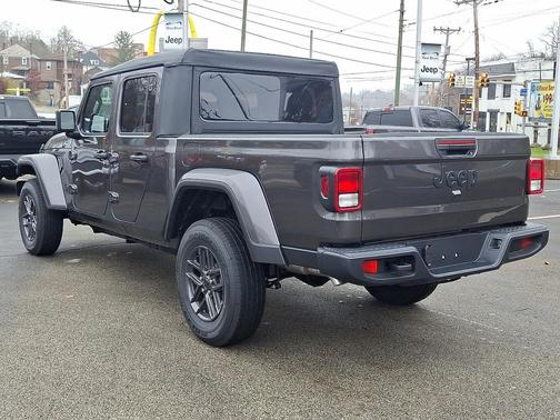 2026 Jeep Gladiator Sport S
