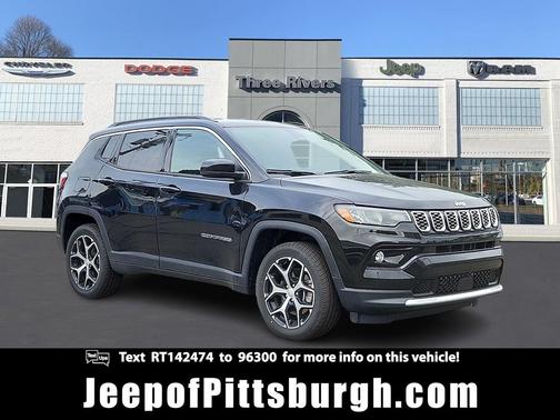 Diamond Black Crystal Pearlcoat 2024 Jeep Compass Limited
