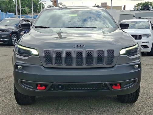 2022 Jeep Cherokee Trailhawk