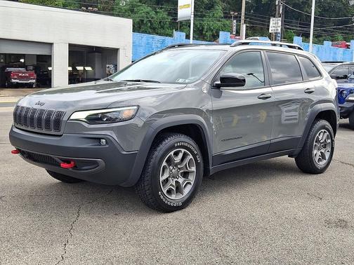 2022 Jeep Cherokee Trailhawk