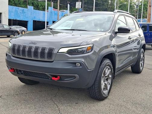 2022 Jeep Cherokee Trailhawk
