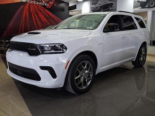 White Knuckle Clearcoat 2026 Dodge Durango GT Plus