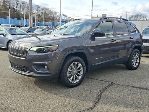 2022 Jeep Cherokee Latitude Lux