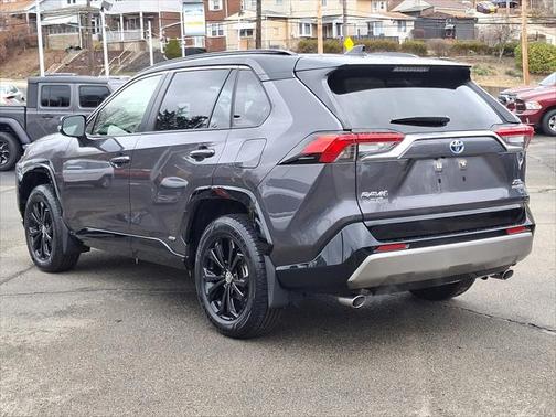 2023 Toyota RAV4 Hybrid SE