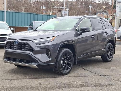 2023 Toyota RAV4 Hybrid SE