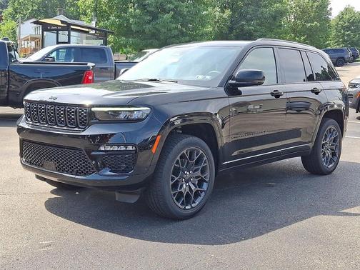 2025 Jeep Grand Cherokee Summit