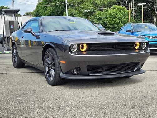 Granite Pearlcoat 2022 Dodge Challenger GT