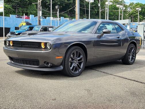 Granite Pearlcoat 2022 Dodge Challenger GT