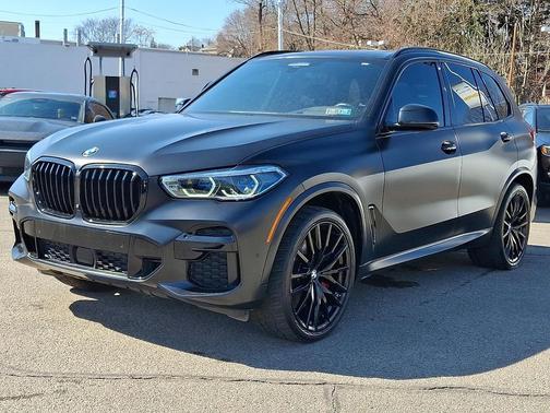 2023 BMW X5 M50i