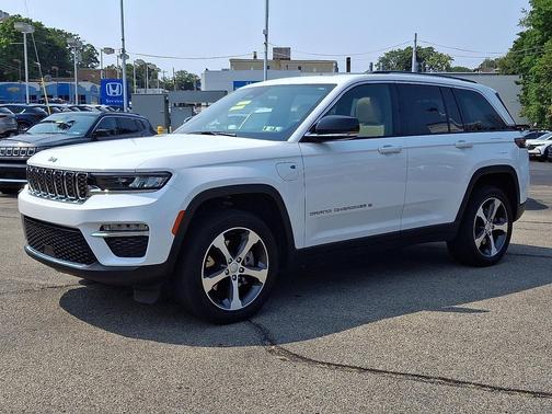 2023 Jeep Grand Cherokee 4xe Base
