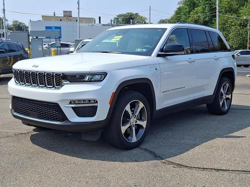 2023 Jeep Grand Cherokee 4xe Base