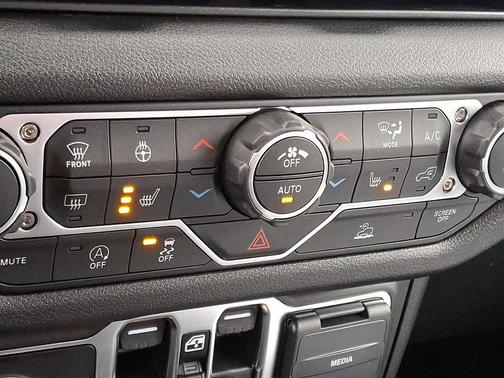 2026 Jeep Gladiator Sport S