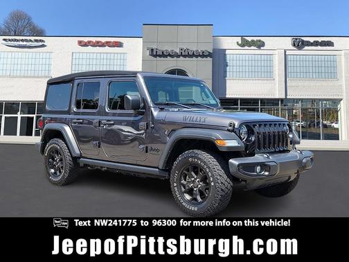 Granite Crystal Metallic Clearcoat 2022 Jeep Wrangler Willys