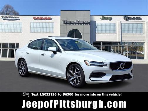 2020 Volvo S60 T5 Momentum