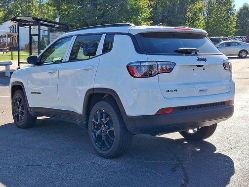 2026 Jeep Compass Latitude