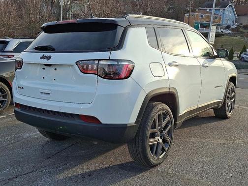 Bright White Clearcoat 2026 Jeep Compass Limited