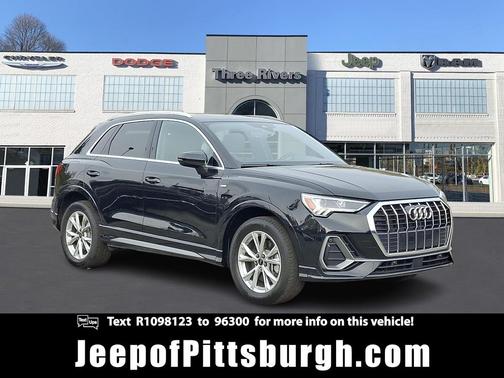 2024 Audi Q3 Premium 45 TFSI S line quattro Tiptronic
