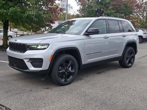 2025 Jeep Grand Cherokee Altitude