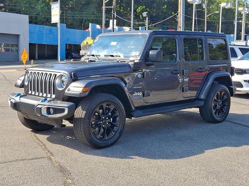 2022 Jeep Wrangler Unlimited 4xe Sahara