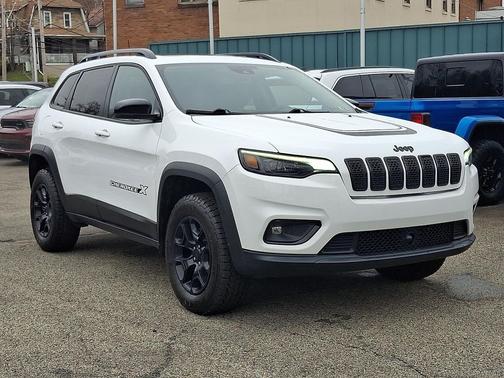 2022 Jeep Cherokee X 4x4