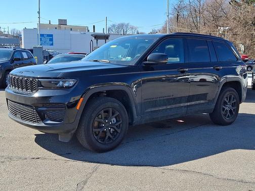 2025 Jeep Grand Cherokee Altitude