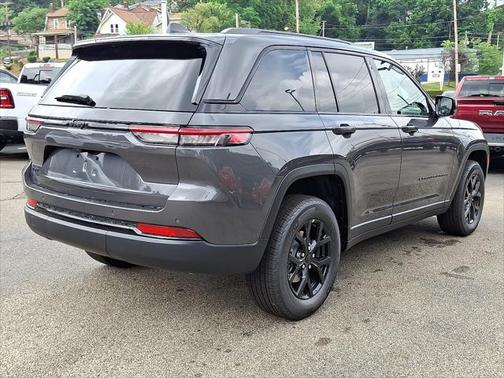 2025 Jeep Grand Cherokee Altitude