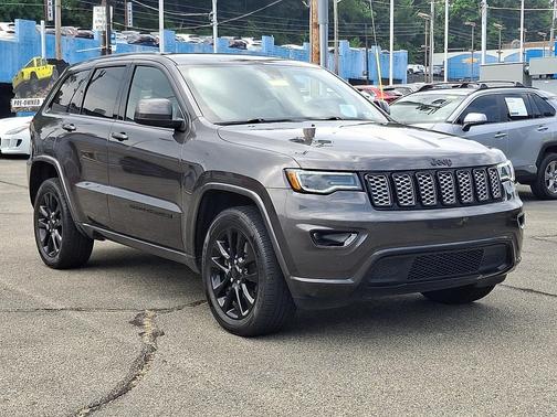 2021 Jeep Grand Cherokee Laredo