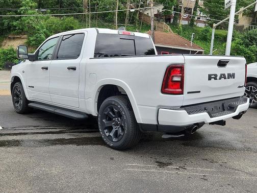Bright White Clearcoat 2026 RAM 1500 Big Horn/Lone Star