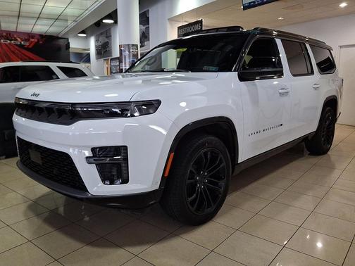 2026 Jeep Grand Wagoneer L Summit Obsidian 4x4