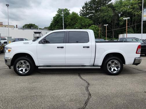 Bright White Clearcoat 2023 RAM 1500 Big Horn/Lone Star