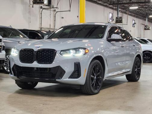 2024 BMW X4 xDrive30i