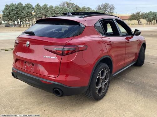 2022 Alfa Romeo Stelvio Sprint