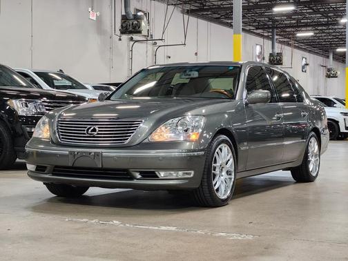 2004 Lexus LS 430