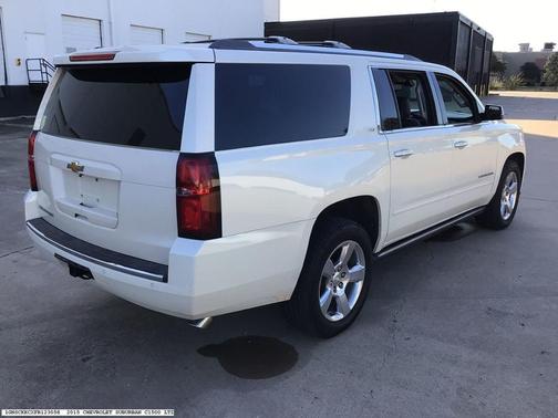 2015 Chevrolet Suburban 1500 LTZ