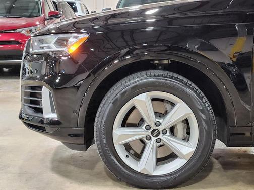 2021 Audi Q7 55 Premium