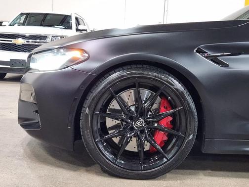 2023 BMW M5 Base