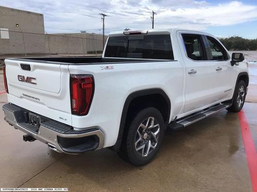 2024 GMC Sierra 1500 SLT