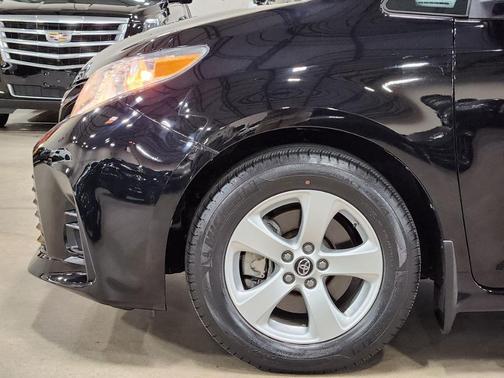 2020 Toyota Sienna L
