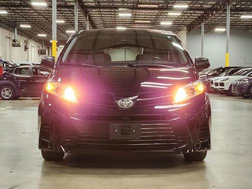 2020 Toyota Sienna L