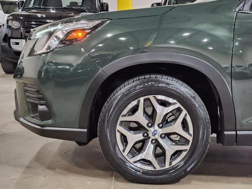 2023 Subaru Forester 2.5i Premium